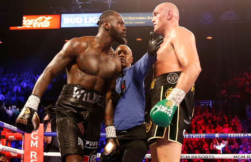 Tyson Fury có thể đấu vào cuối năm, nhưng không phải với Wilder
