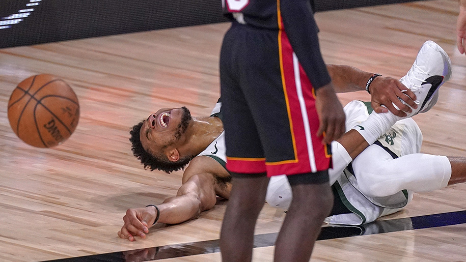 Giannis Antetokounmpo tái chấn thương mắt cá: Tiếng hét làm CĐV quặn đau