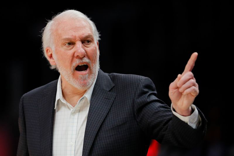 HLV Gregg Popovich công kích cực mạnh Tổng thống Trump