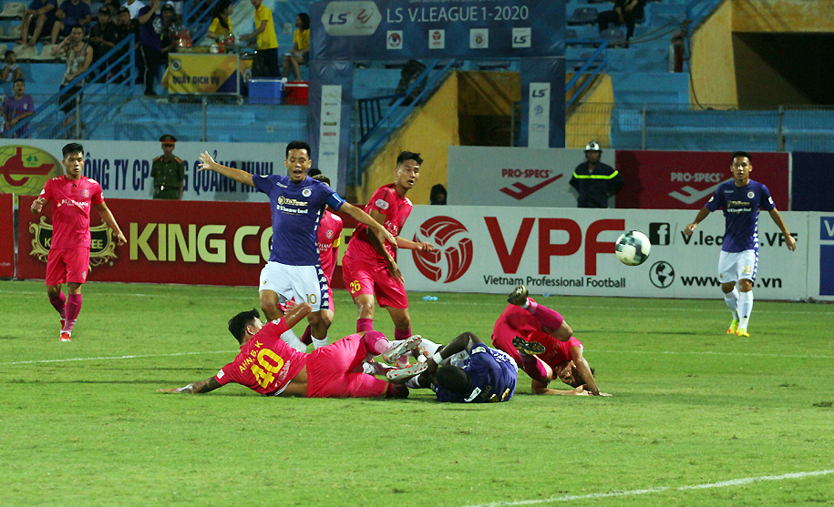 Viettel vs Hà Nội FC: Khi Hàng Đẫy không còn thiêng