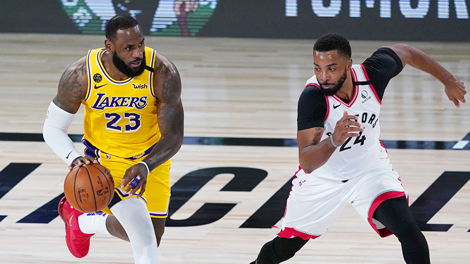 Kyle Lowry rực cháy, Toronto Raptors khoá chặt LeBron và LA Lakers