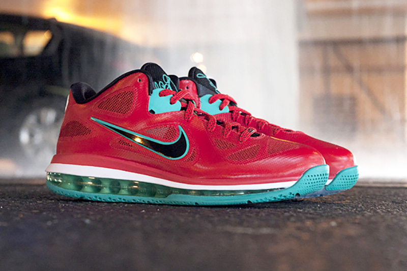 Phối màu Liverpool sẽ tái xuất cùng Nike LeBron 9 Low cuối năm nay