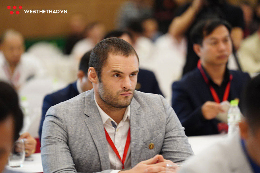 Cựu võ sĩ BELLATOR Dan Vinni: 'Rất mong xây dựng tương lai MMA Việt'