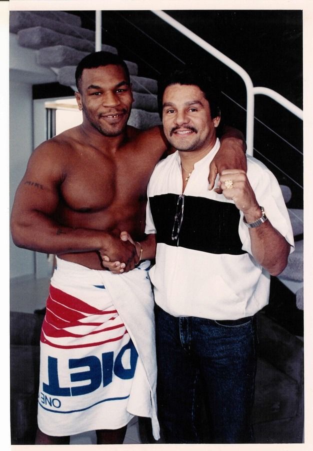 Bên cạnh Muhammad Ali, Mike Tyson còn thần tượng một võ sĩ hạng nhẹ