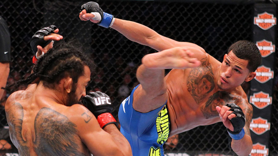 ‘Mỹ cước’ UFC Anthony Pettis thách đấu huyền thoại Anderson Silva