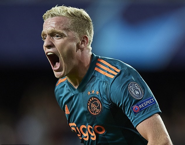 Tin bóng đá 16/6: MU dẫn đầu cuộc đua giành chữ ký sao Ajax
