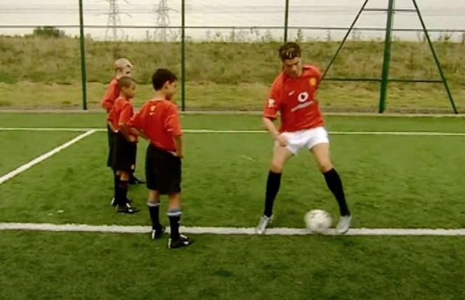 Ronaldo từng huấn luyện Lingard ở MU như thế nào?