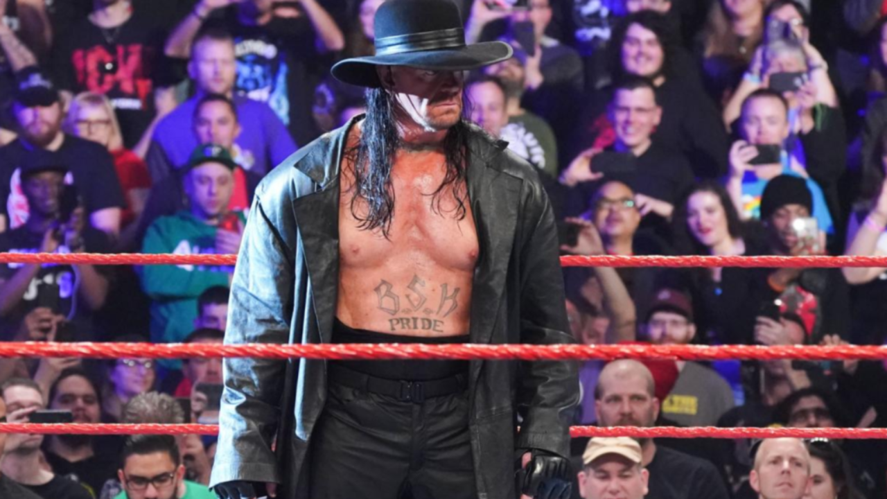 Huyền thoại đô vật The Undertaker giải nghệ sau 30 năm thi đấu