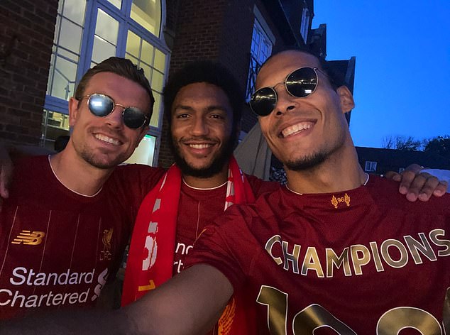 Liverpool mất ít tiền nhất để vô địch trong 16 năm qua