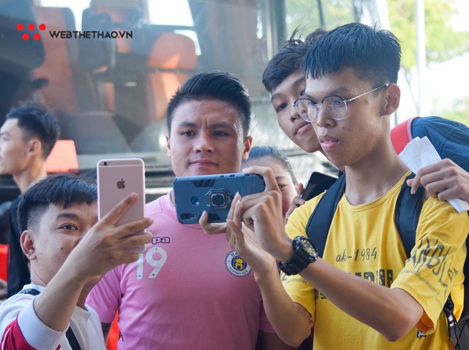NHM vây Quang Hải, Hà Nội FC tập kín đấu “người anh em” SHB Đà Nẵng