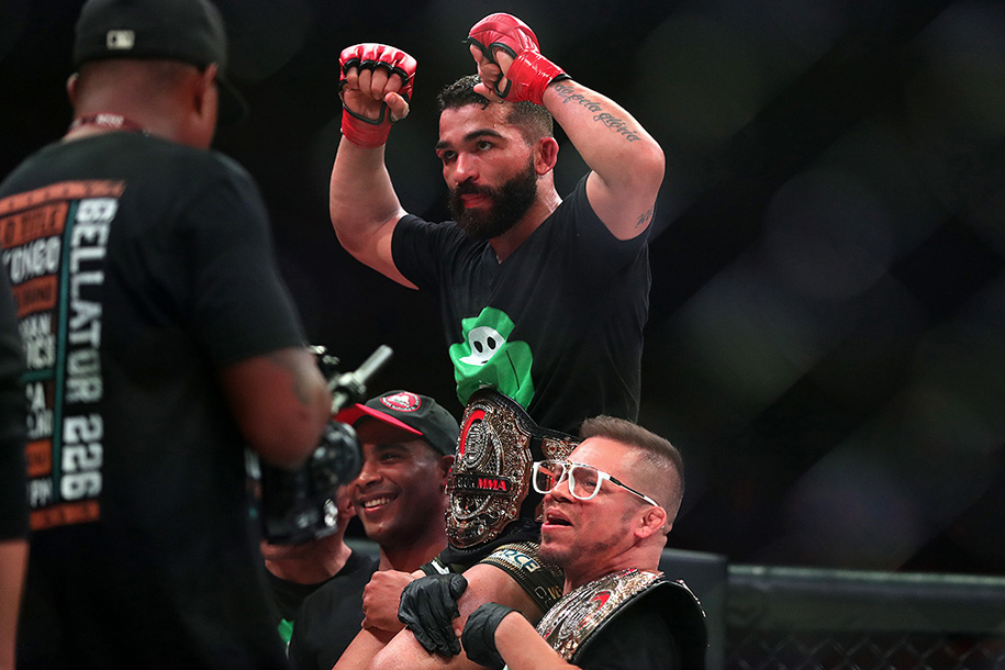 Nhà vô địch Bellator thách đấu người đồng cấp bên UFC
