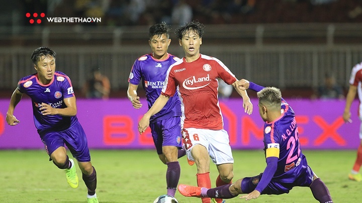 Nhìn xem, V.League giờ mới vui!