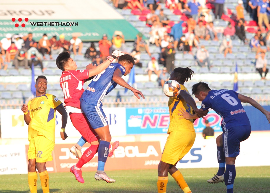 Quảng Nam FC quay cuồng tìm cách thoát khỏi “tử thần” V.League 2020