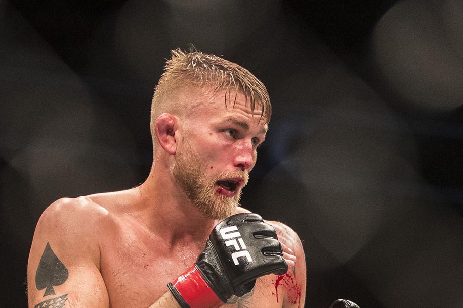 Werdum và Gustafsson tố nhau nói dối về vụ đấm gãy mũi 10 năm trước