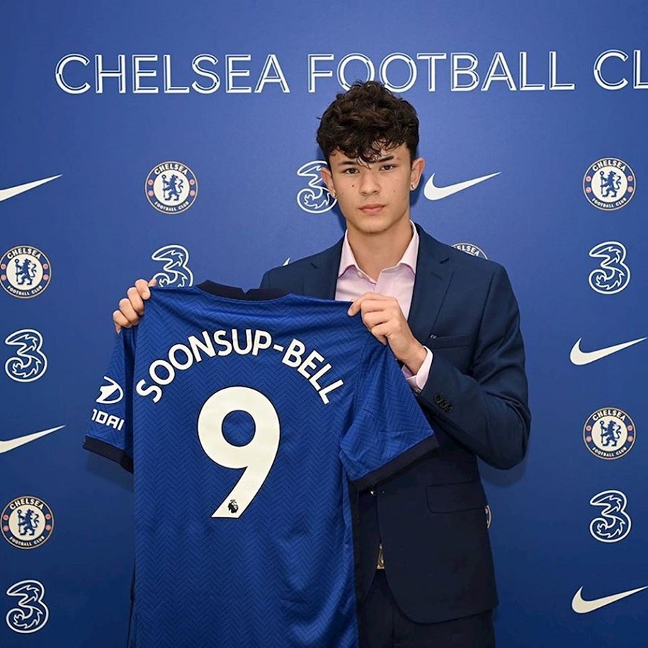 Ngôi sao gốc Thái Lan ký hợp đồng với Chelsea