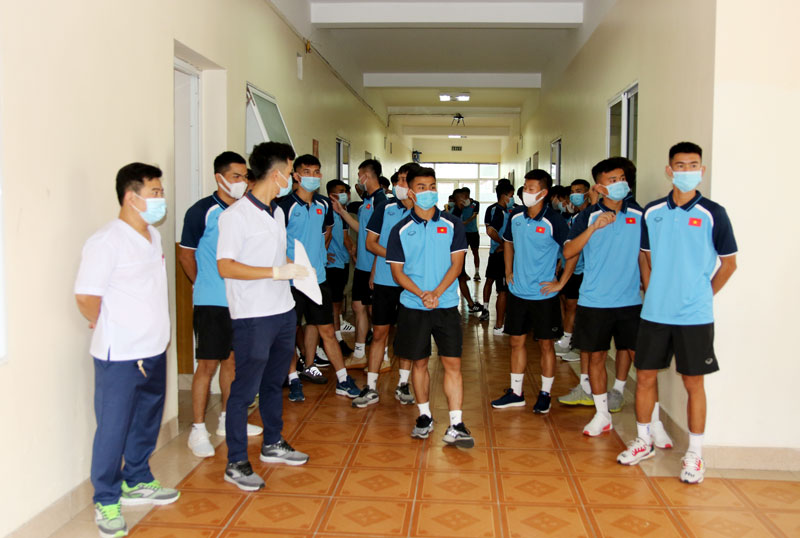 Quân số đông, U22 Việt Nam phải chia thành 2 nhóm
