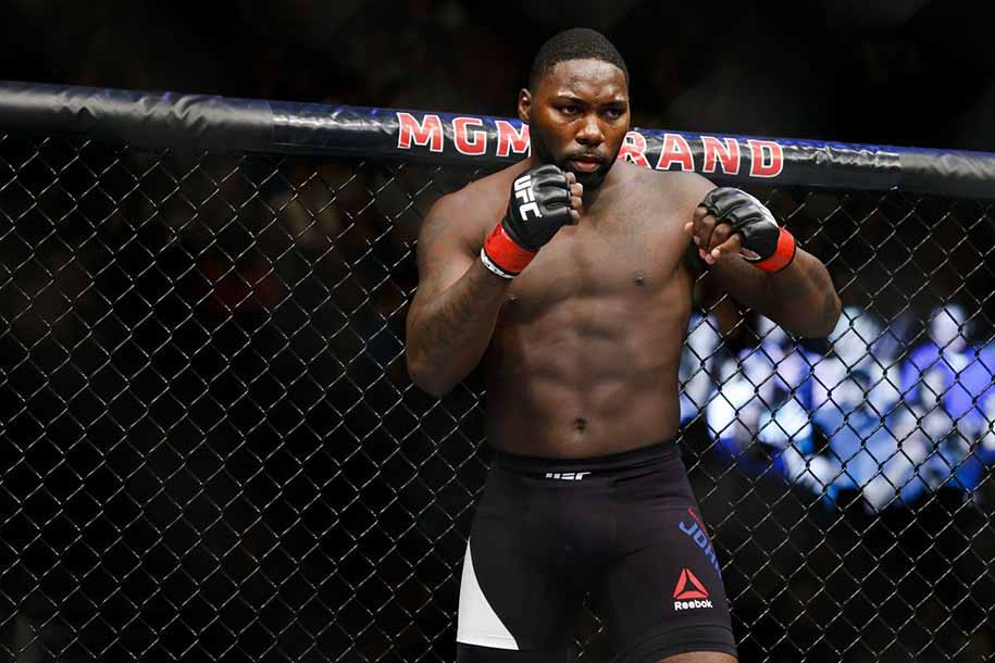 'Rumble' Johnson nói gì về việc trở lại khi các kình địch rời hạng cân