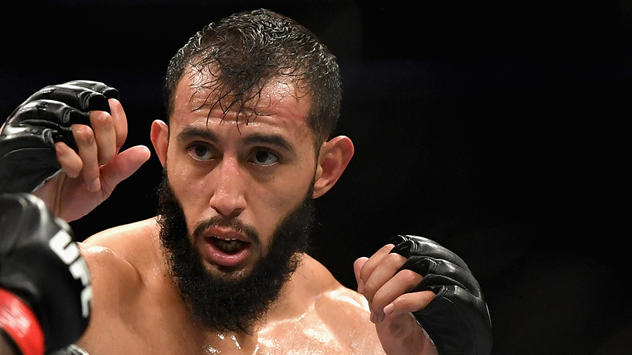 Dominick Reyes không hài lòng với lịch đấu gấp gáp tại UFC 253