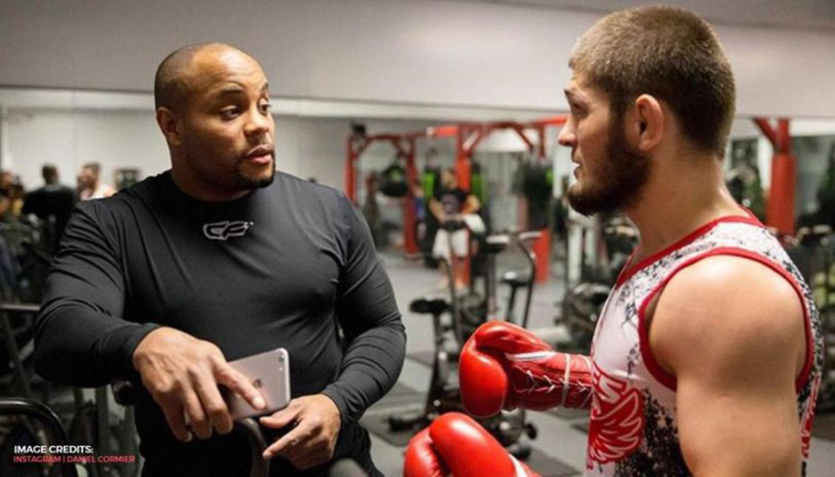 Daniel Cormier bất ngờ trước tin trở lại của Khabib