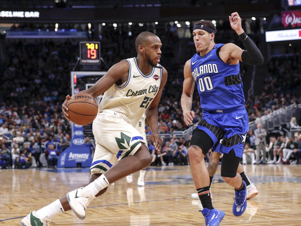 Nhận định NBA: Milwaukee Bucks vs Orlando Magic (ngày 19/08, 00h30)
