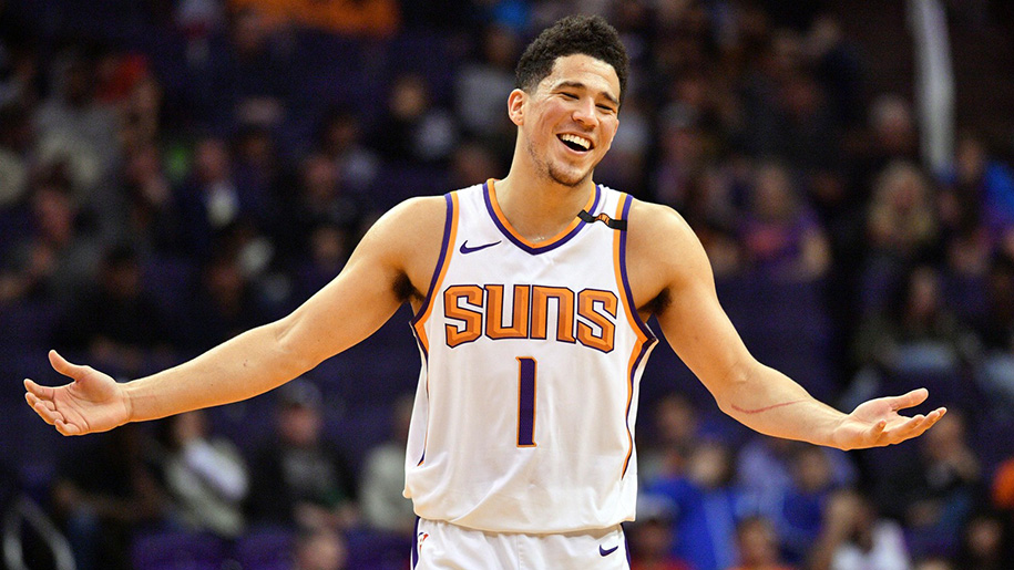 Thế giới hoàn mỹ của Phoenix Suns được duy trì sau khi Devin Booker… lại toả sáng