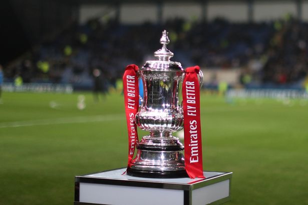 Đội vô địch FA Cup được những gì?