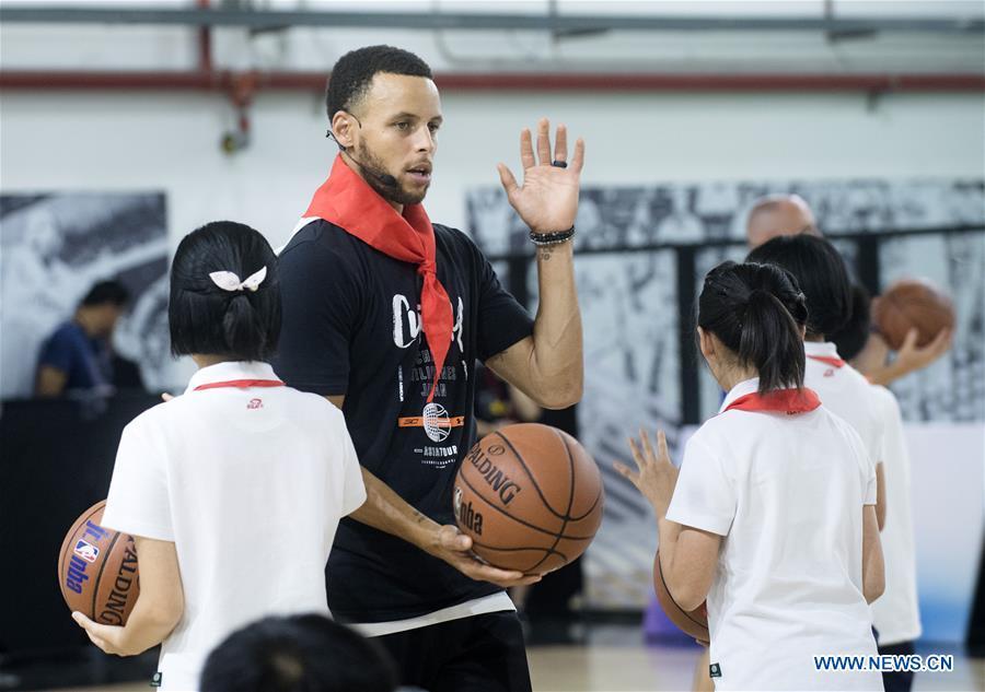 NBA cắt đứt quan hệ với học viện bóng rổ Tân Cương - Trung Quốc