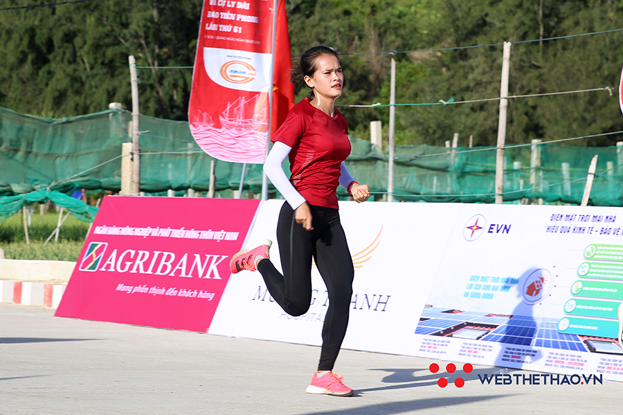 HCĐ SEA Games 30 Hồng Lệ mách nước chạy marathon an toàn