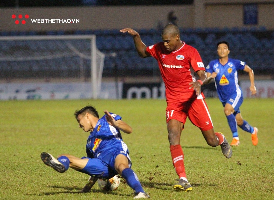 Chủ tịch CLB Quảng Nam: Dừng V.League, trao cúp & không xuống hạng