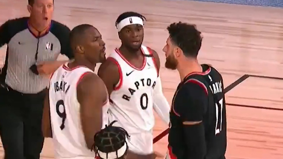 Dù chỉ là đấu giao hữu, Serge Ibaka và Jusuf Nurkic “gây gổ nhẹ” trên sân
