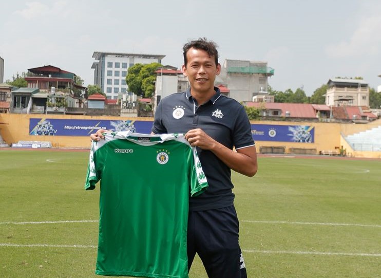 NHM lo Tấn Trường “bóp team” khi về Hà Nội FC
