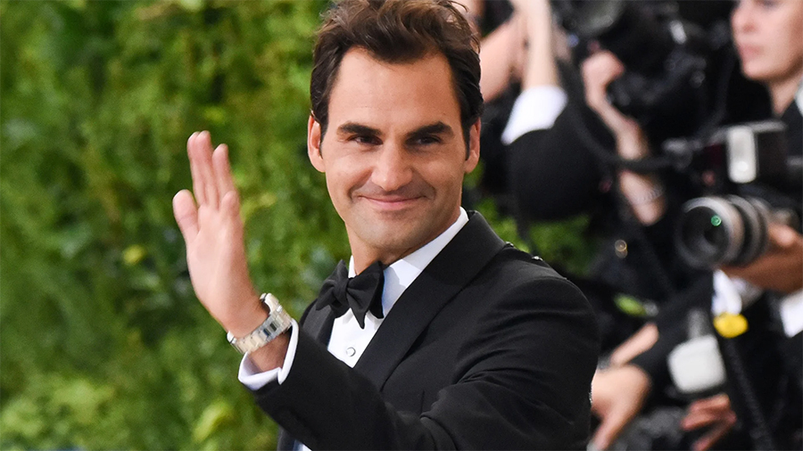 Roger Federer qua mặt Lionel Messi dẫn đầu Top 10 VĐV kiếm tiền giỏi nhất thế giới trong năm