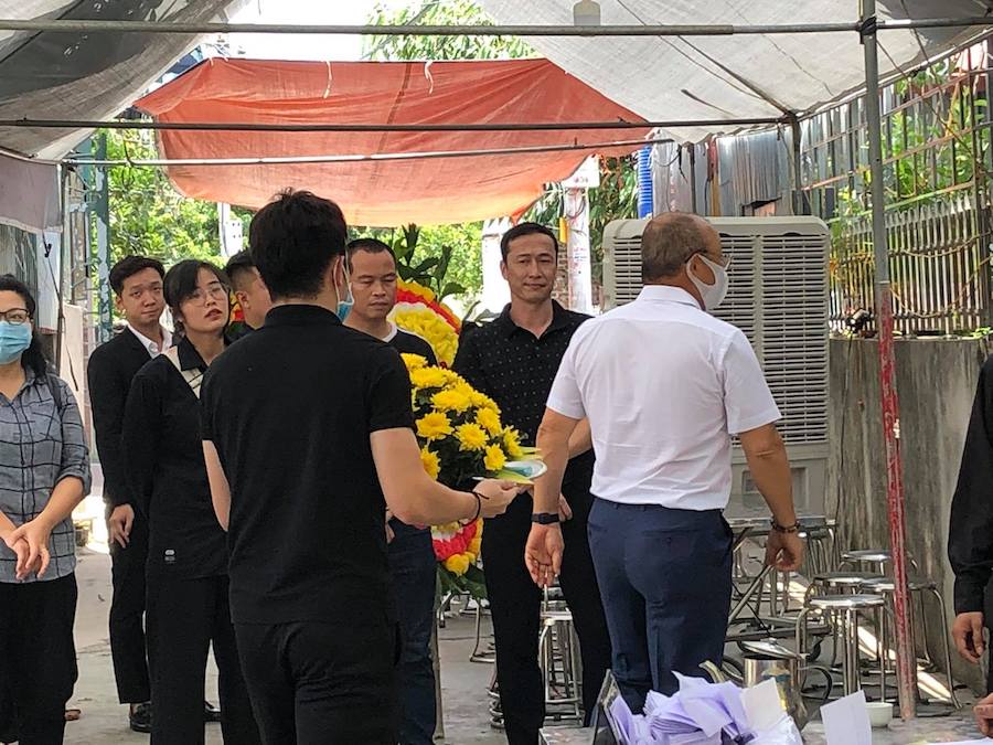 HLV Park Hang Seo đến chia buồn với gia đình Vũ Văn Thanh