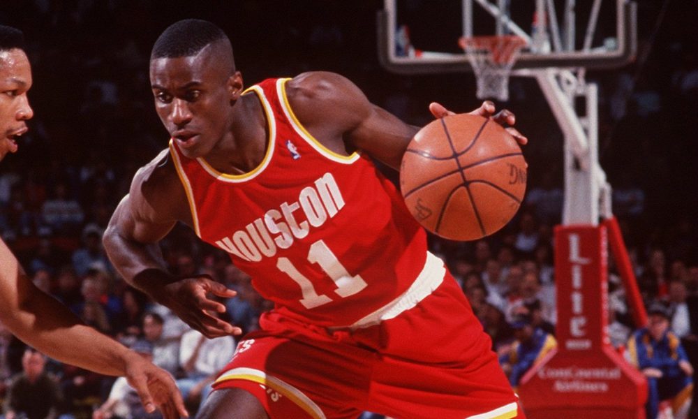 Nhà vô địch NBA 2 lần liên tiếp đấm vỡ quai hàm CĐV vì... vợ!