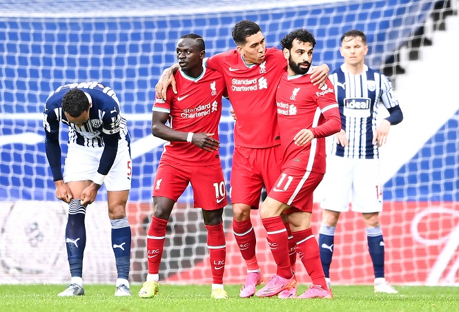 Tiền đạo Liverpool được tung hô là... hậu vệ tấn công xuất sắc nhất