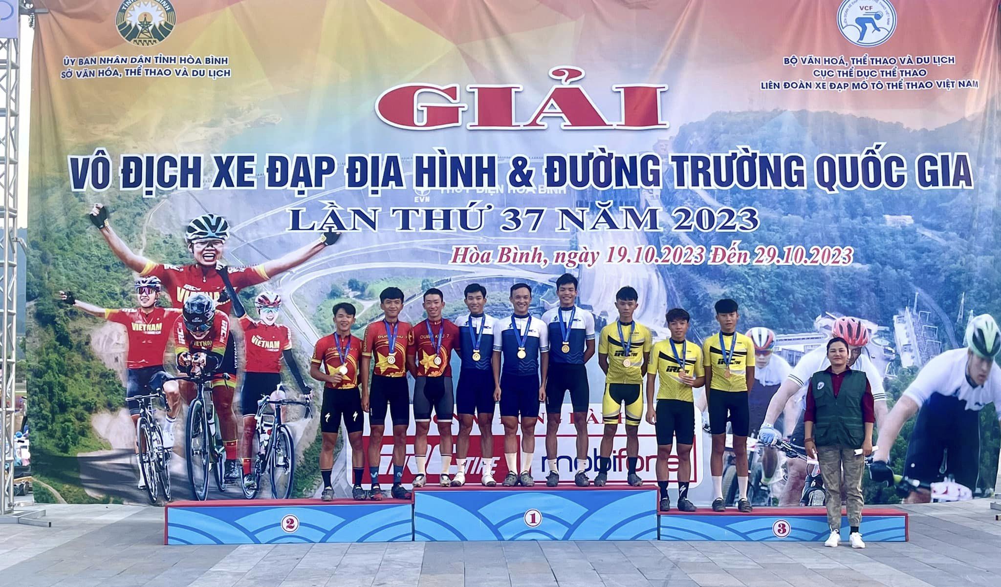 Giải xe đạp địa hình và đường trường quốc gia 2023 khai mạc tưng bừng tại Hòa Bình Giải xe đạp địa hình và đường trường quốc gia 2023 khai mạc tưng bừng tại Hòa Bình