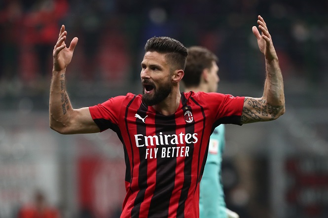 AC Milan vào tứ kết Coppa Italia nhưng mất thêm trung vệ