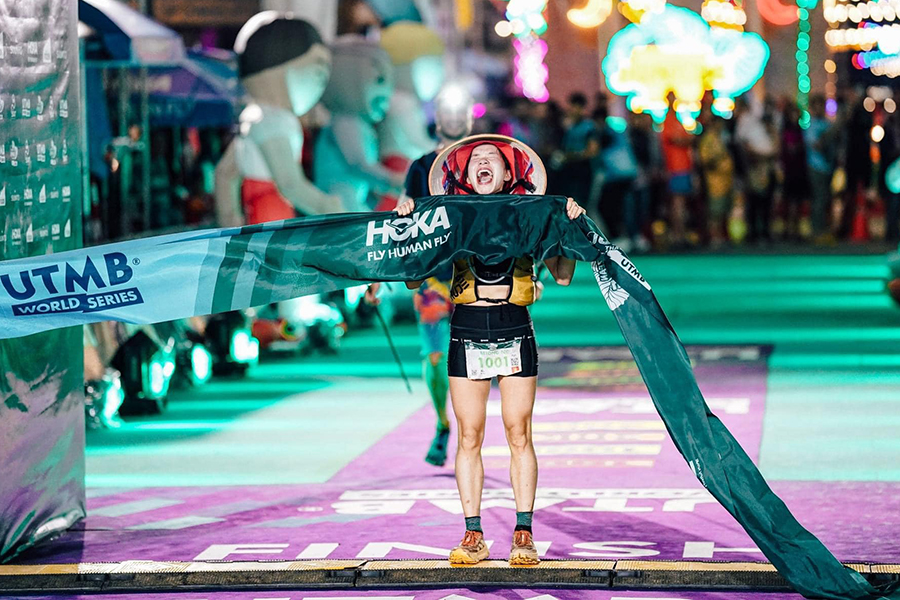 Những cao thủ đứng bục Dalat Ultra Trail thắng lớn tại giải chạy siêu địa hình Thái Lan