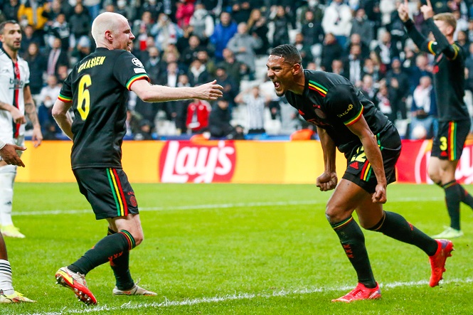 Haller cùng Ajax lập kỷ lục chưa từng thấy ở Champions League