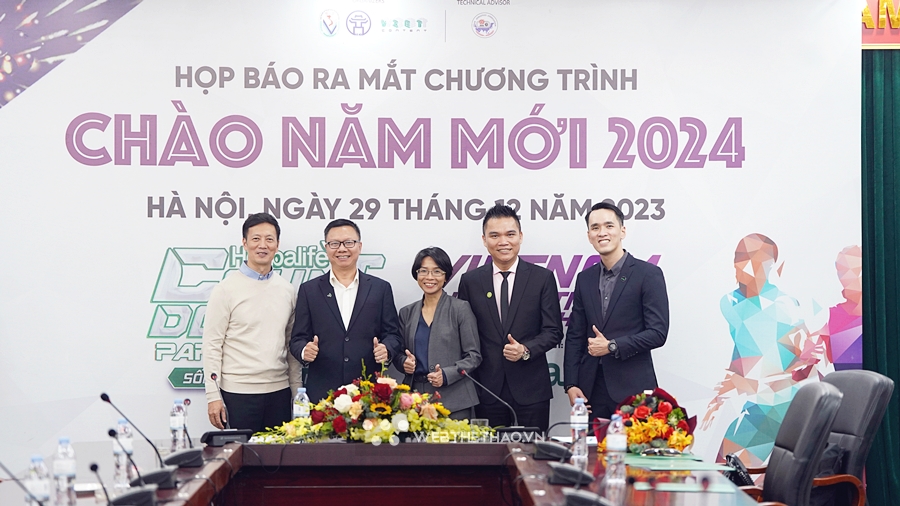 Bùng nổ với sự kiện âm nhạc Herbalife Countdown Party Chào Năm Mới 2024 tại Hồ Gươm