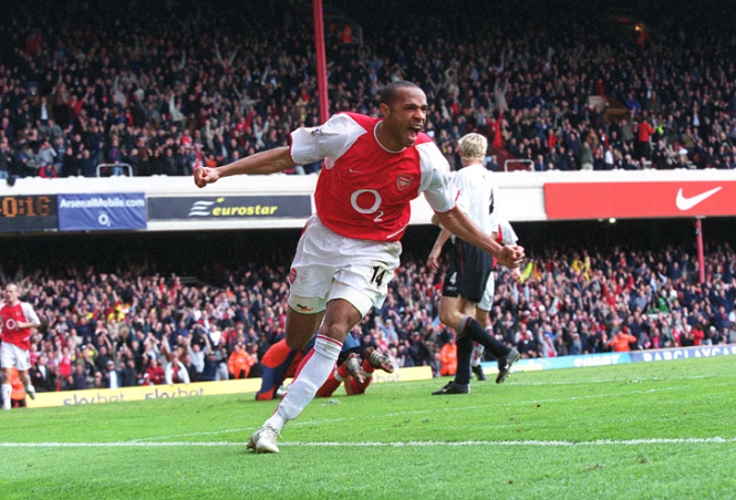 3 huyền thoại Arsenal được mời hợp tác để mua lại CLB