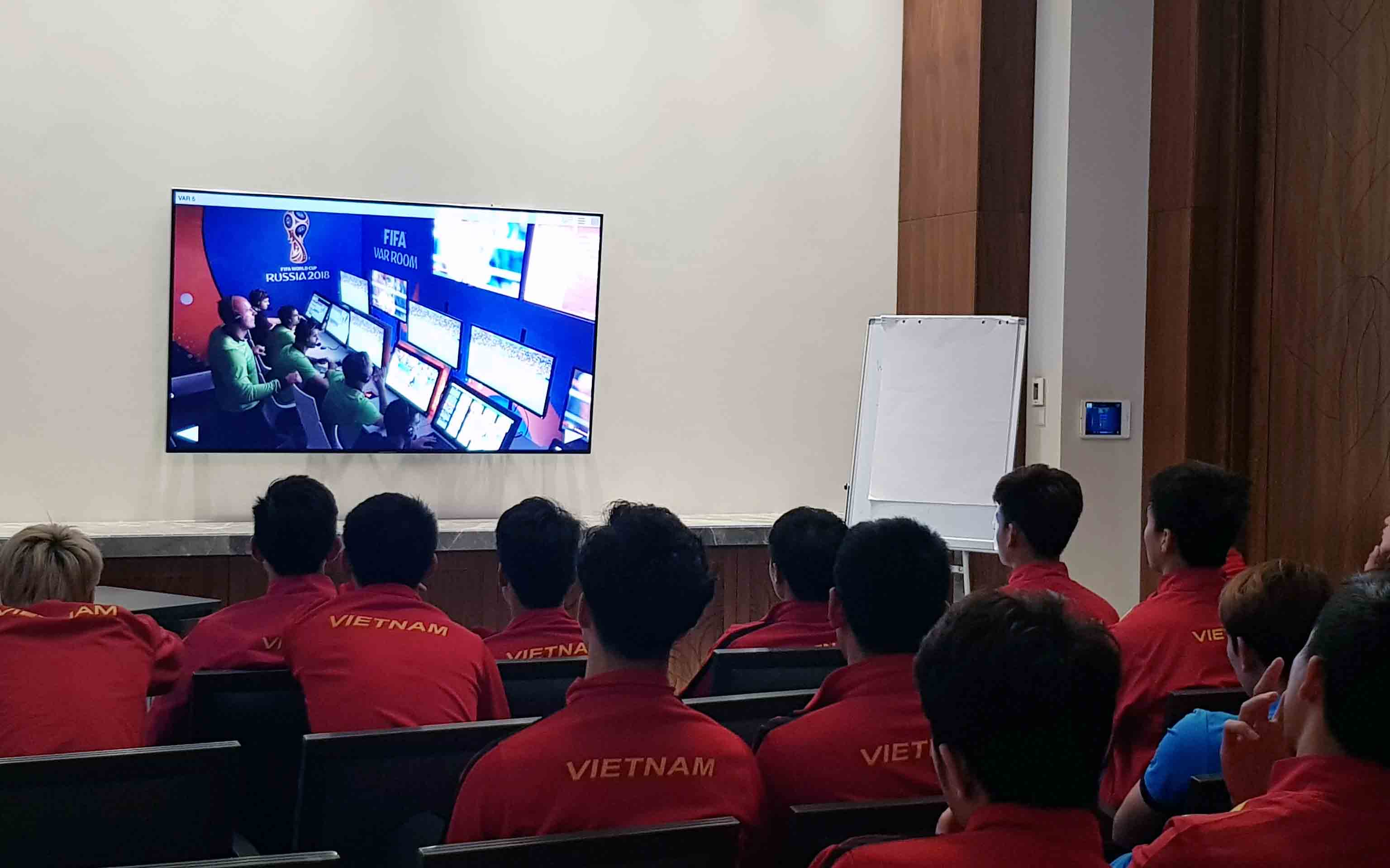 HLV Park Hang-seo “cảnh cáo học trò” nếu muốn tận dụng VAR