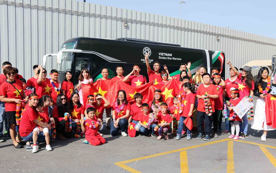 Thầy trò ông Park hãy lấy chiến thắng của Futsal VN trước Nhật để làm động lực