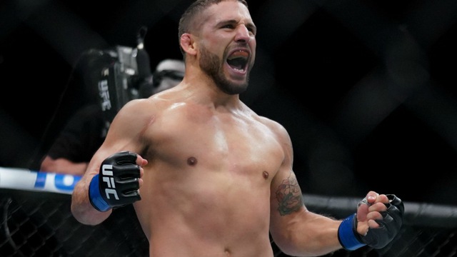 Chad Mendes giải nghệ MMA sau thất bại trước Alexander Volkanovski tại UFC 232