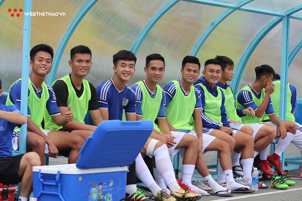Danh Trung chấn thương sau khi giúp Huế đánh bại chủ nhà Đồng Tháp