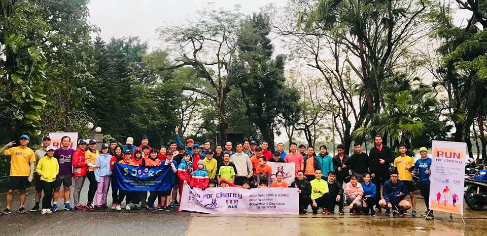 Runner 3 miền bất chấp thời tiết chạy 2019 km chào năm mới