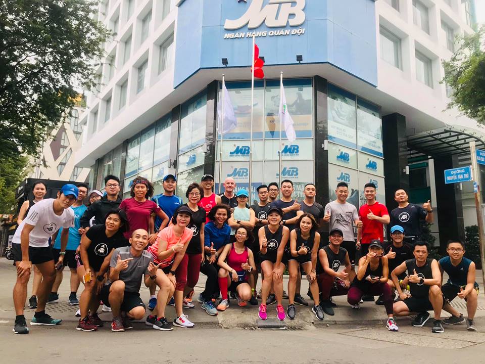 Runner 3 miền bất chấp thời tiết chạy 2019 km chào năm mới