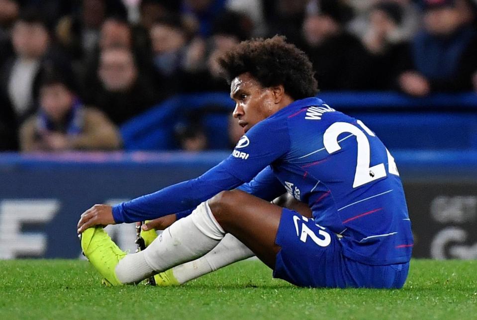 Willian chấn thương, sai lầm Pulisic, cột mốc của Fabregas và những điểm nhấn khi Chelsea bị Southampton cầm chân