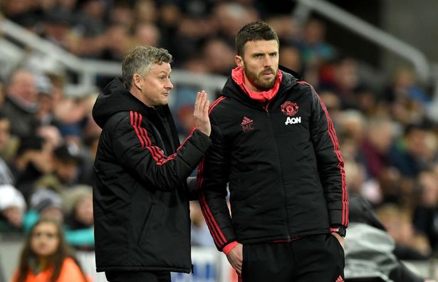 Solskjaer được đề nghị phải mua ngay một cầu thủ sau chiến thắng của MU trước Newcastle