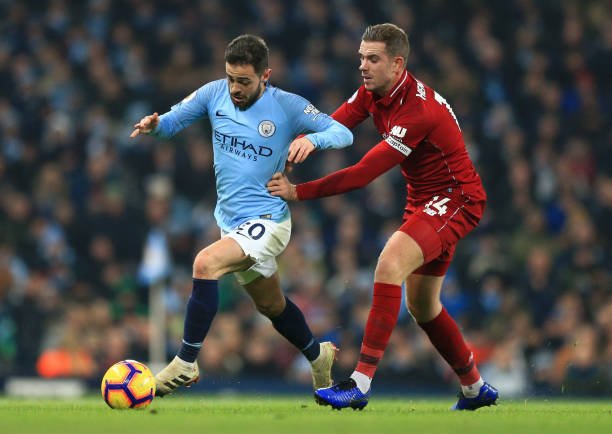 “Người không phổi” Bernardo Silva di chuyển quãng đường khó tin ở trận gặp Liverpool